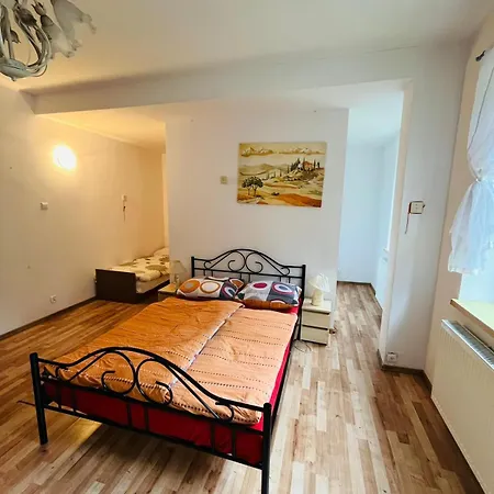 Pokoje Nad בית הארחה ויסלאו