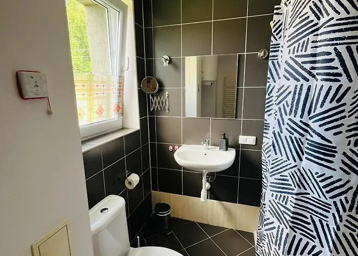 Pokoje Nad בית הארחה